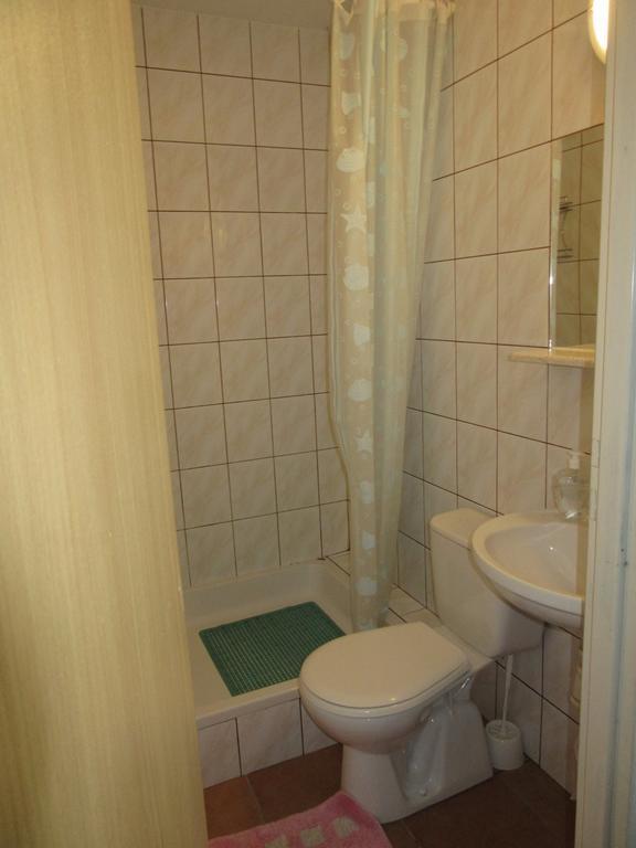 Gospodarstwo Agroturystyczno-Edukacyjne Gratka Celiny  Dış mekan fotoğraf